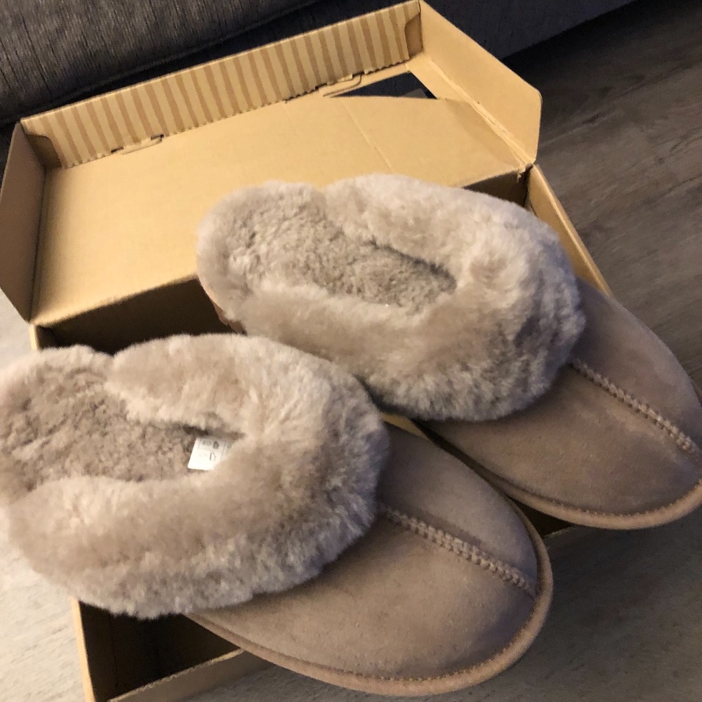 Kirkland Signature Shearling Slippers